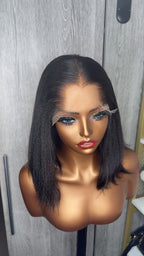 Kinky/yaki straight wig